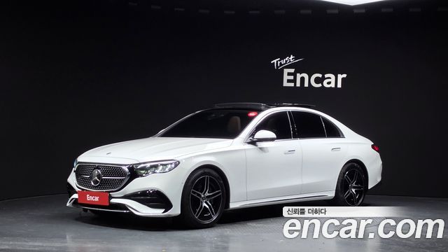Mercedes-Benz E-Class 2026 — photo 1