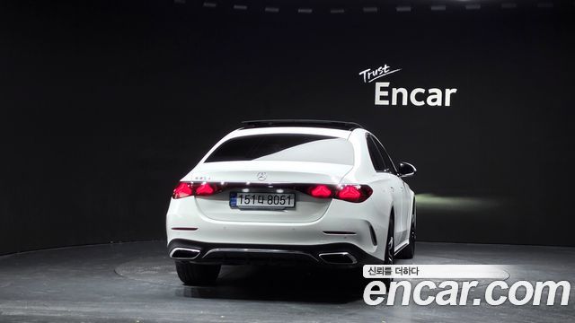 Mercedes-Benz E-Class 2026 — photo 4