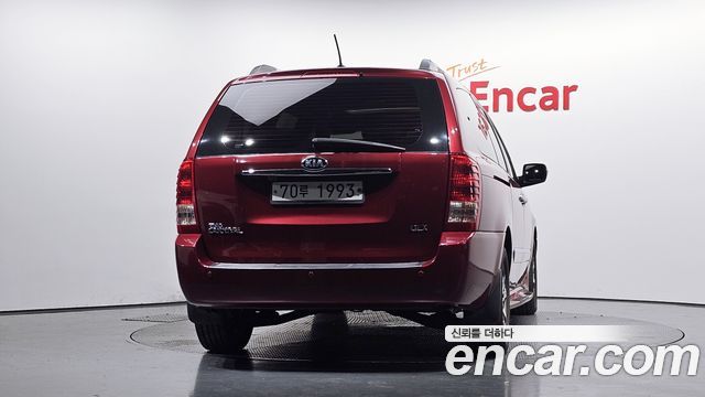 Kia Canival 2014 — photo 4