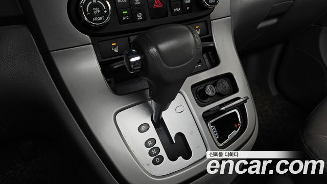 Kia Canival 2014 — photo 12