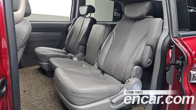 Kia Canival 2014 — photo 17