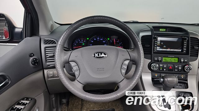 Kia Canival 2014 — photo 18