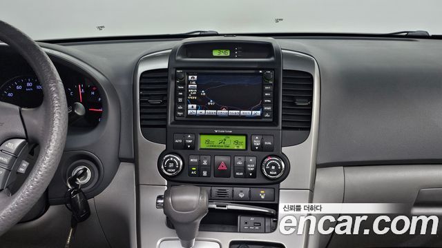 Kia Canival 2014 — photo 21