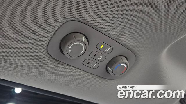Kia Canival 2014 — photo 28