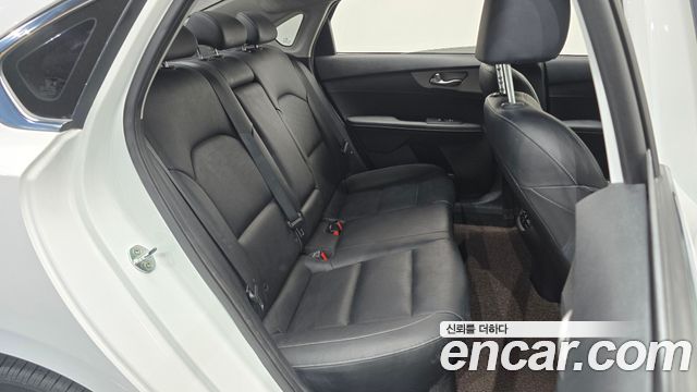 Kia K3 2020 — photo 17