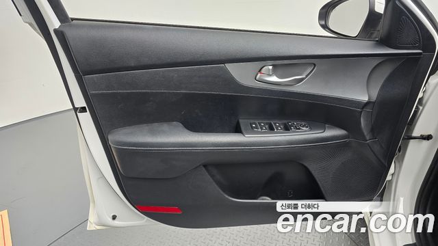Kia K3 2020 — photo 14