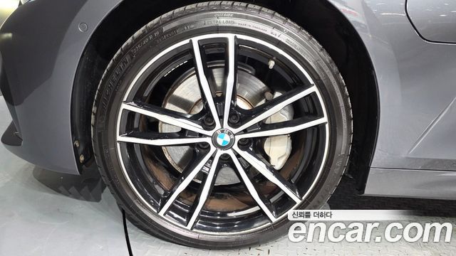 BMW 3-Series 2021 — photo 5