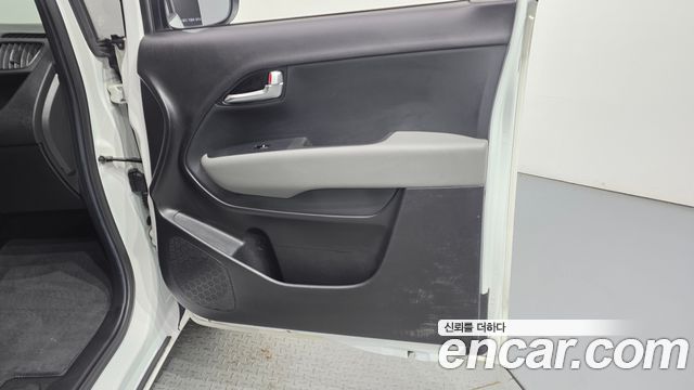 Kia RAY 2023 — photo 15