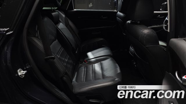 Kia Sorento 2018 — photo 11
