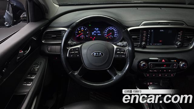 Kia Sorento 2018 — photo 13