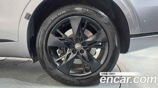Genesis GV70 2021 — photo 7
