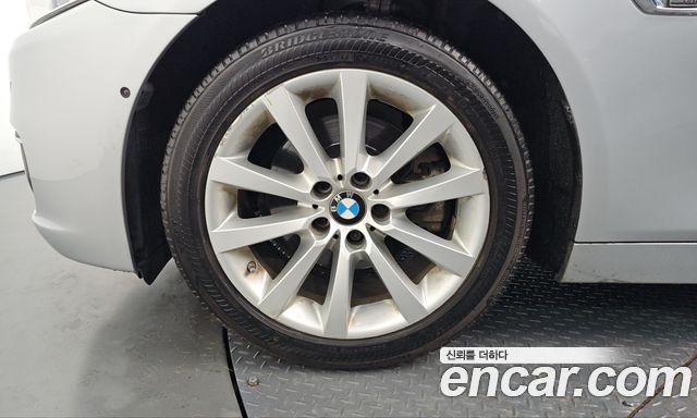 BMW 5-Series 2016 — photo 5