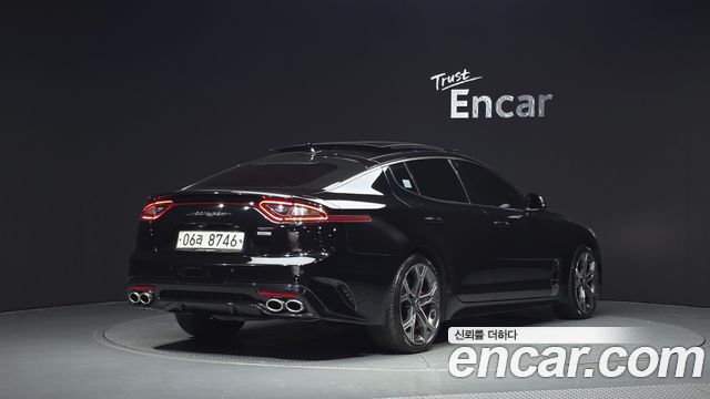 Kia Stinger 2018 — photo 2