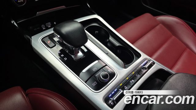 Kia Stinger 2018 — photo 9