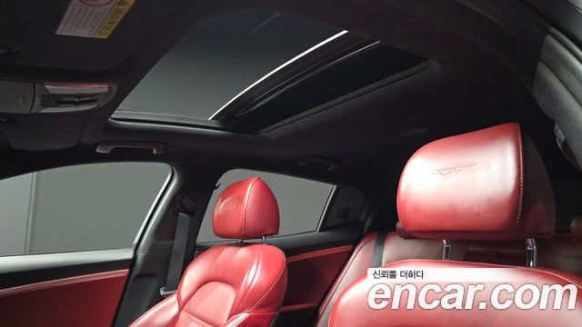 Kia Stinger 2018 — photo 17