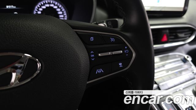 Hyundai Santafe 2022 — photo 24