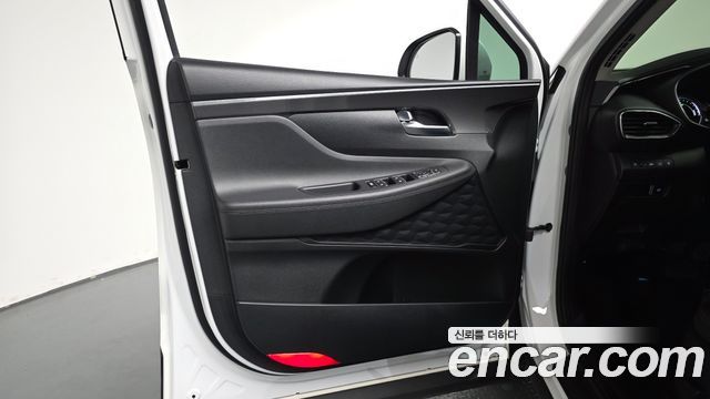 Hyundai Santafe 2022 — photo 14
