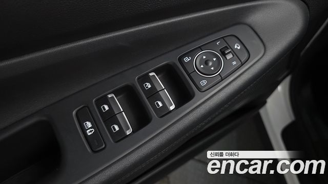 Hyundai Santafe 2022 — photo 28