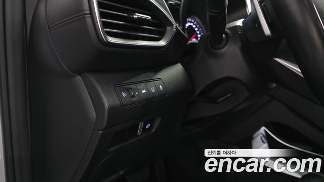 Hyundai Santafe 2022 — photo 37