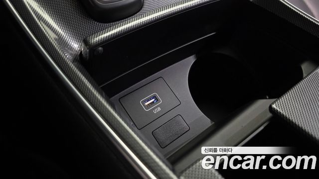Hyundai Santafe 2022 — photo 40