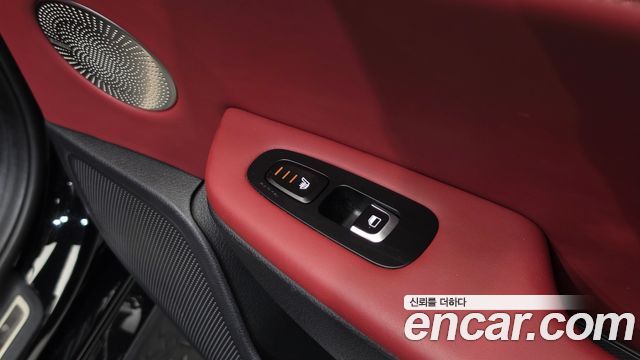 Kia Stinger 2018 — photo 38