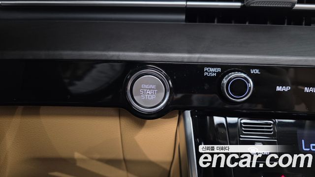 Kia Canival 2023 — photo 29