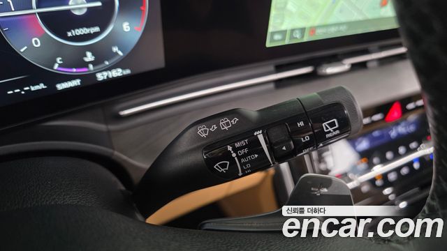 Kia Canival 2023 — photo 30