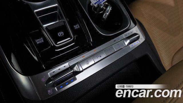 Kia Canival 2023 — photo 33