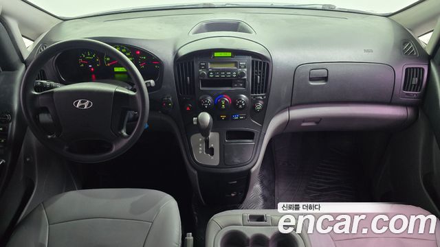 Hyundai Starex 2015 — photo 10