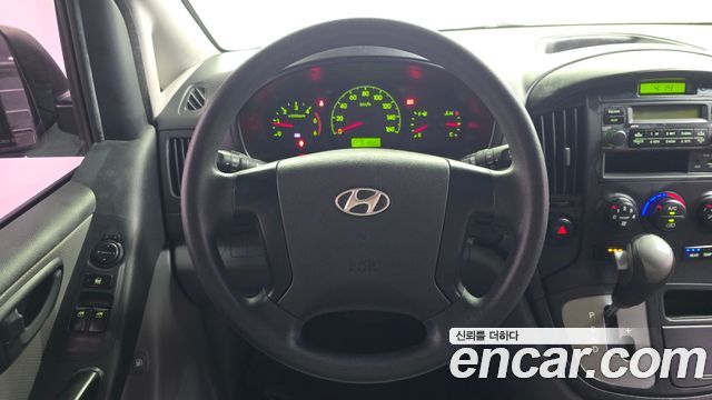 Hyundai Starex 2015 — photo 20