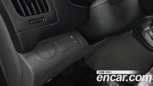 Hyundai Starex 2015 — photo 26