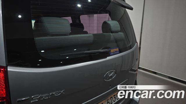 Hyundai Starex 2015 — photo 30