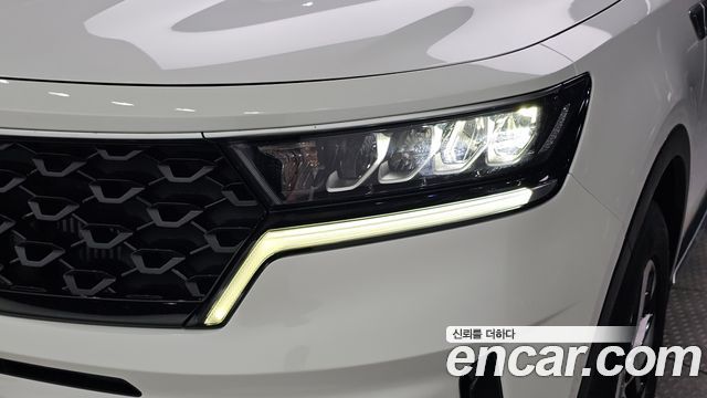 Kia Sorento 2023 — photo 8