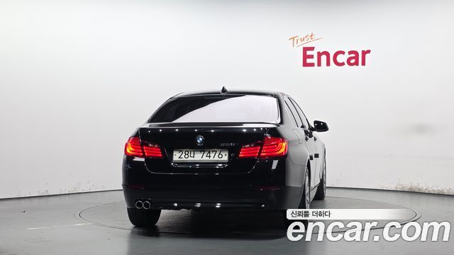 BMW 5-Series 2011 — photo 4