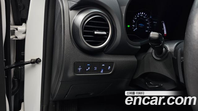 Hyundai Kona 2020 — photo 23