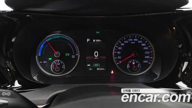 Kia K5 2023 — photo 11