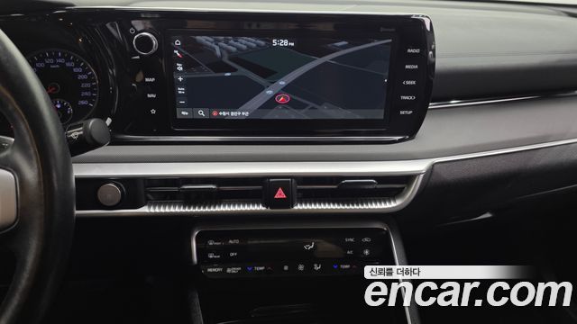 Kia K5 2023 — photo 19