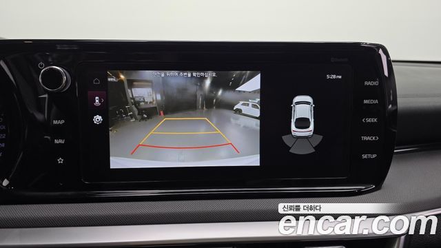 Kia K5 2023 — photo 21