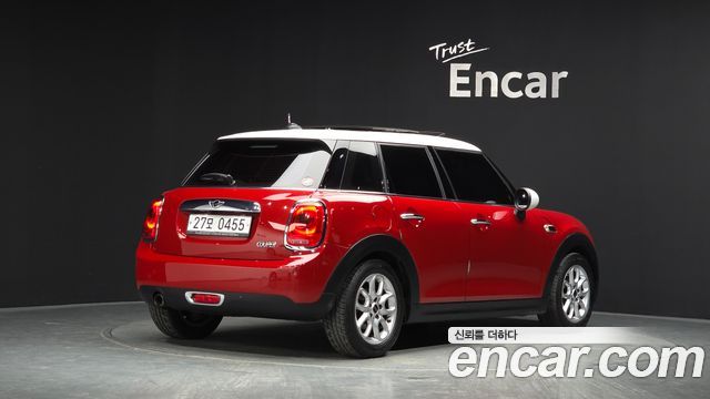 Mini Cooper 2016 — photo 2