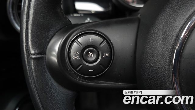 Mini Cooper 2016 — photo 17