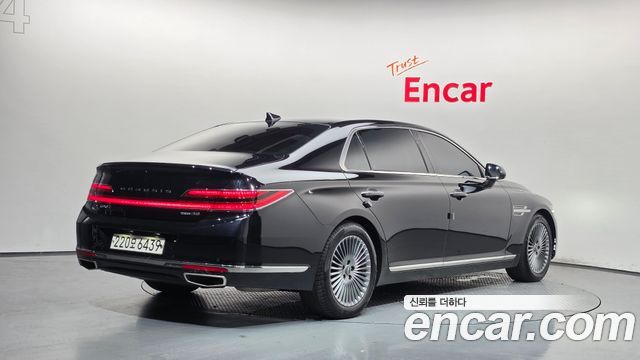 Genesis G90 2019 — photo 2
