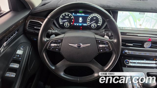 Genesis G90 2019 — photo 20