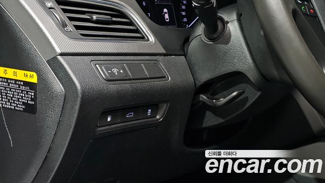 Hyundai Sonata 2017 — photo 29