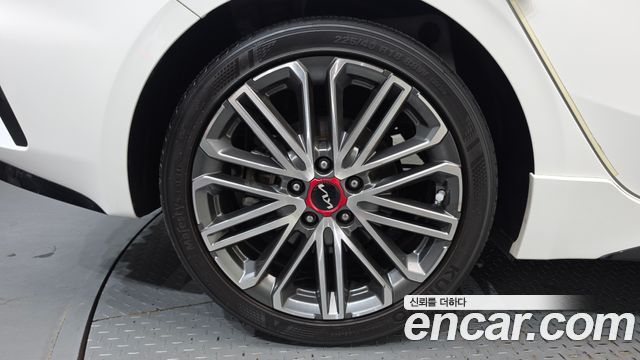 Kia K3 2022 — photo 5