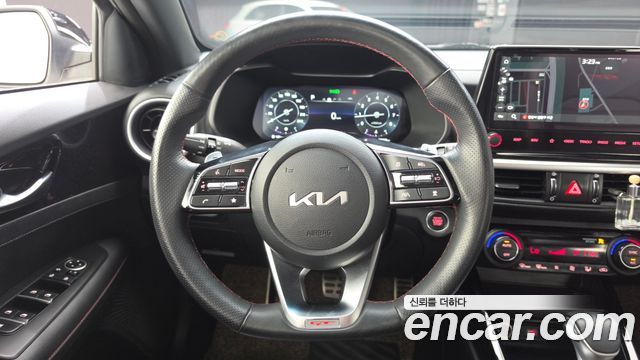 Kia K3 2022 — photo 13