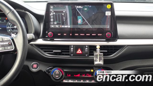 Kia K3 2022 — photo 14