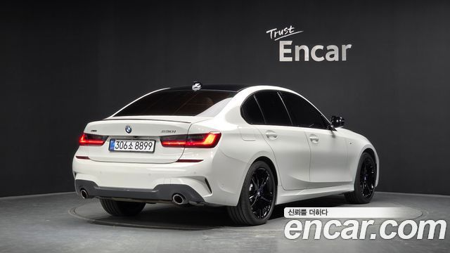 BMW 3-Series 2019 — photo 2