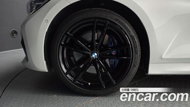 BMW 3-Series 2019 — photo 5