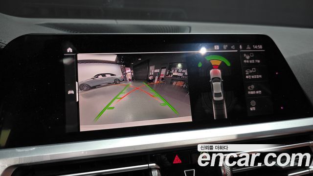 BMW 3-Series 2019 — photo 15