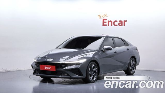 Hyundai AVANTE 2024 — photo 1